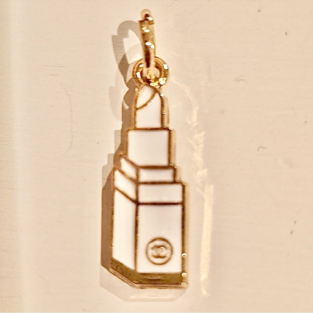Luxury CC Lipstick Zipper Pull - Charm White and Gold Stamped